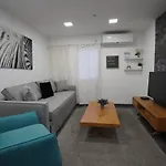 Yalarent Sunset & Sunlight Designed 1Br Apartments